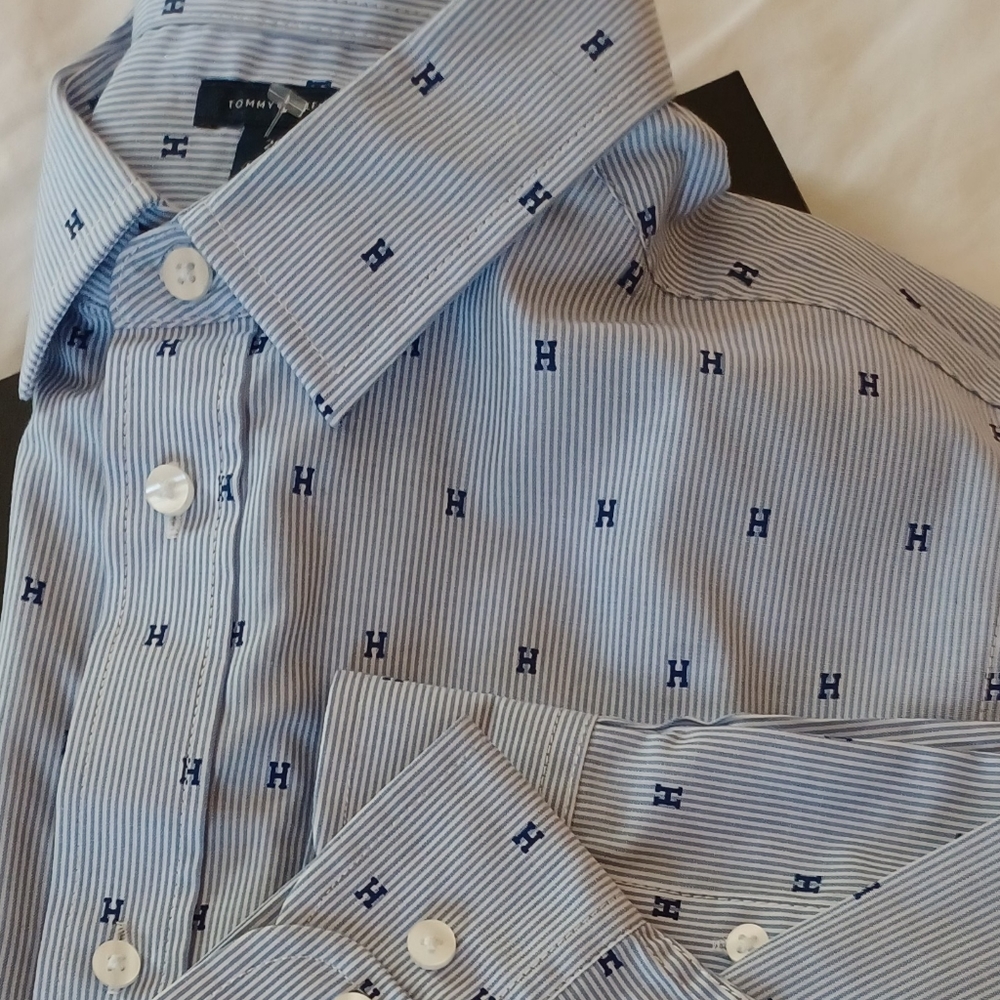 Tommy Hilfiger Embossed Pinstripe Button Down NWT!!!